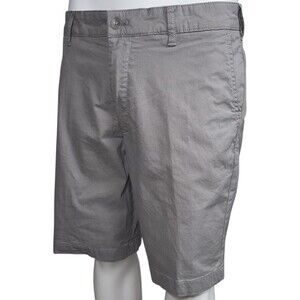IZOD Saltwater Size 32 Shorts Gray Chino Relaxed Stretch 9.5 Inseam Casual New